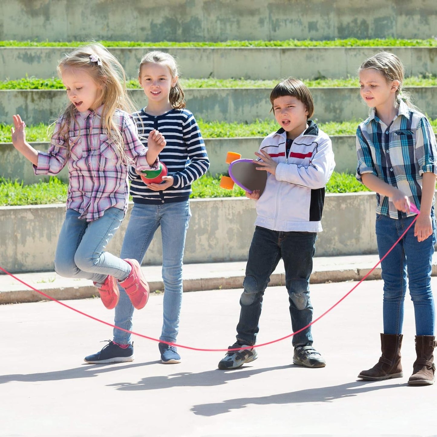 Elcoho 10 Pack Colorful Kids Jump Rope Set Adjustable Plastic Kids Jump Rope Skipping Rope Outdoor Jump Ropes Great Party Favor