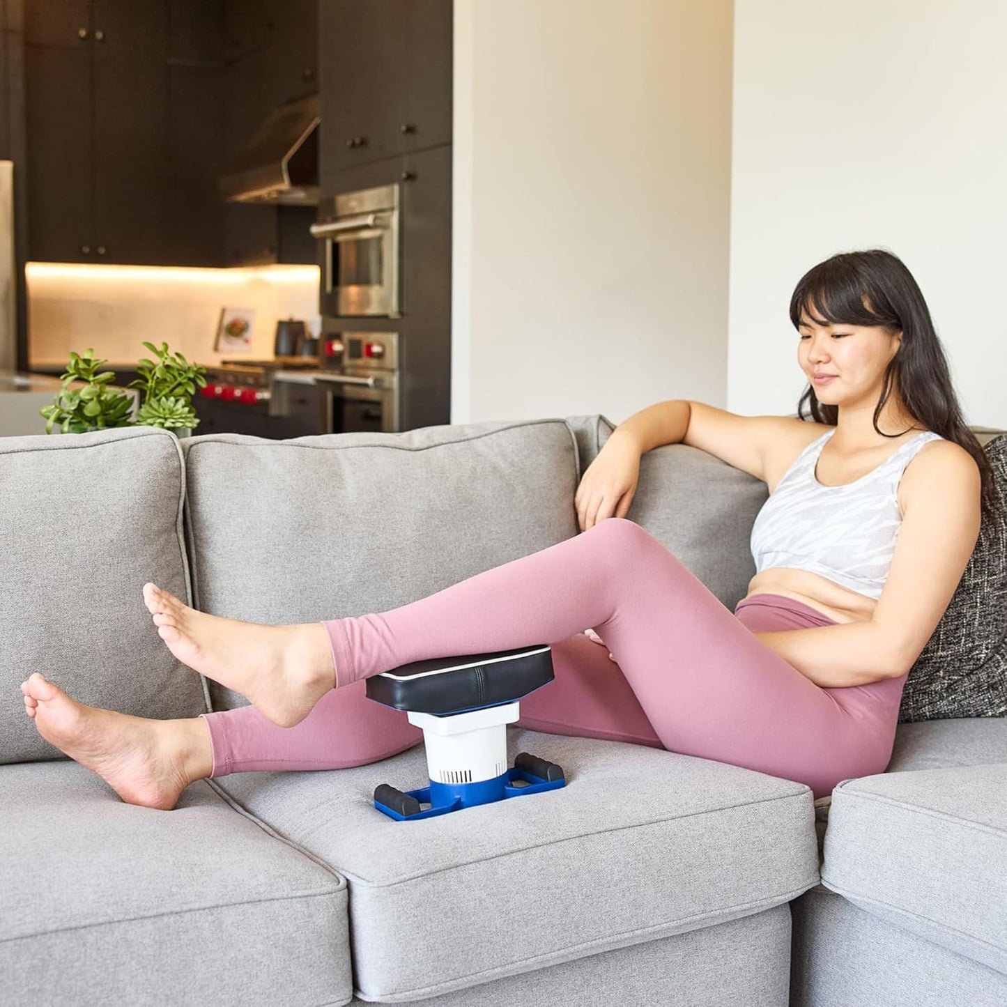 MedMassager Body Massager Classic | Deep Tissue Massage Therapy Unit, at-Home Massager, Dual Speed Motor, Portable Relaxation & Relief - Reduces Pain & Improves Blood Circulation MMB01