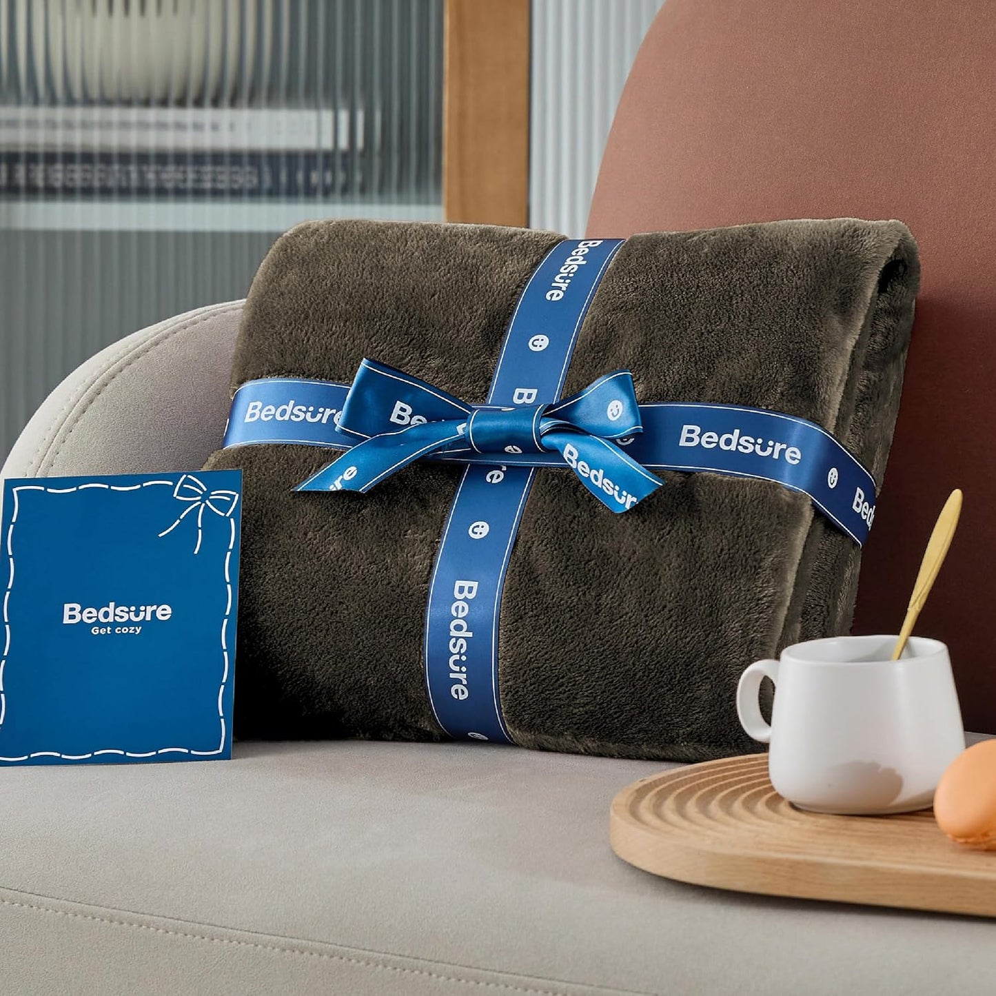 Bedsure Brown Fleece Blankets King Size - Bed Blanket Soft Lightweight Plush Cozy Fuzzy Luxury Microfiber, 108x90 inches