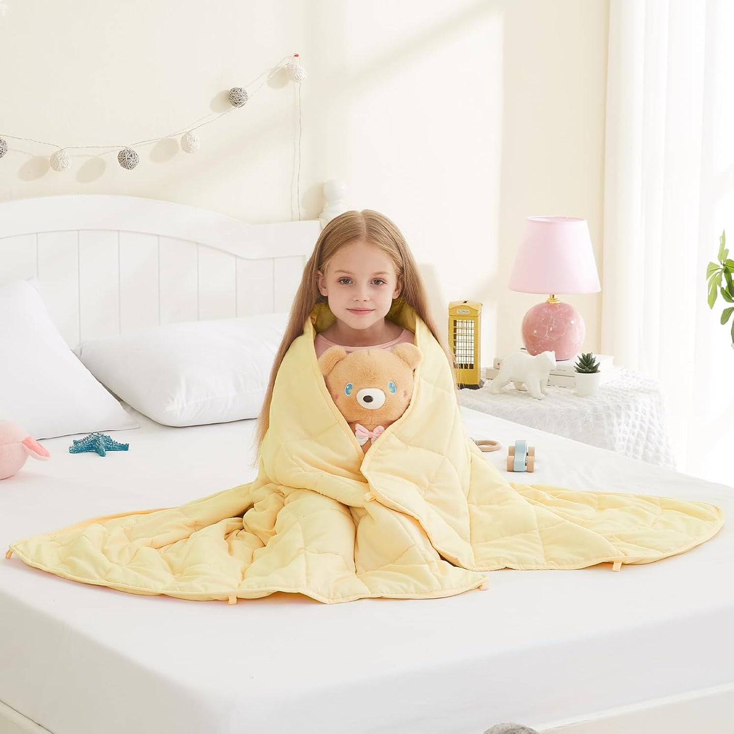 L'AGRATY Weighted Blanket - 40"x60" 7lbs Cooling Breathable Weighted Heavy Blanket Microfiber Material with Glass Beads Small Blanket for All-Season Summer Fall Winter Soft Thick Blanket