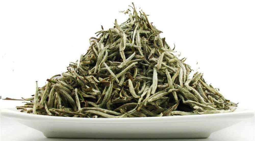 Organic Silver Needle White Tea, Greenhilltea Natural Organic Silver Needle White Tea has a savoury aroma – 8 OZ