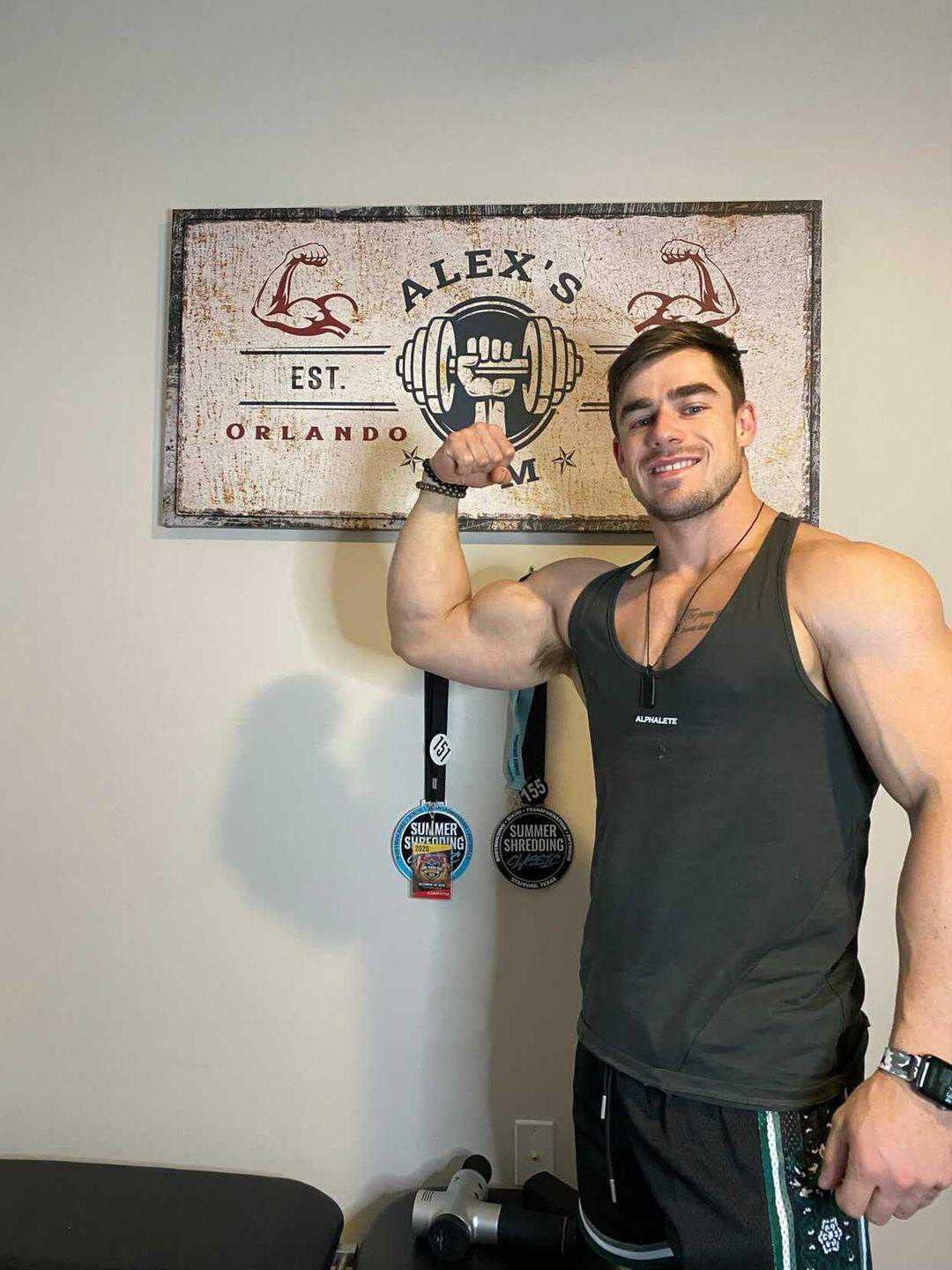 Tailored Canvases Personalized Gym Sign Wall Art Decor - Motivational Canvas for Home Gym, Workout Room, Garage, Fitness Center - Workout Inspirational Posters - One Hand Dumbbell on Rustic Red, 36x12in