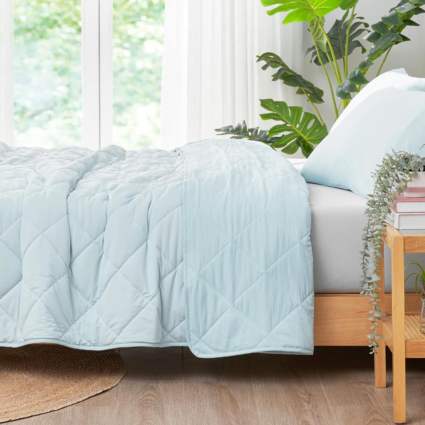 Cozy Bliss Cooling Blanket for Hot Sleepers, Q-Max 0.4 Cooling Comfort Queen Size, Cold Blankets for Night Sweats Sleeping, Ultra-Cool Lightweight Breathable Summer Blanket for Bed