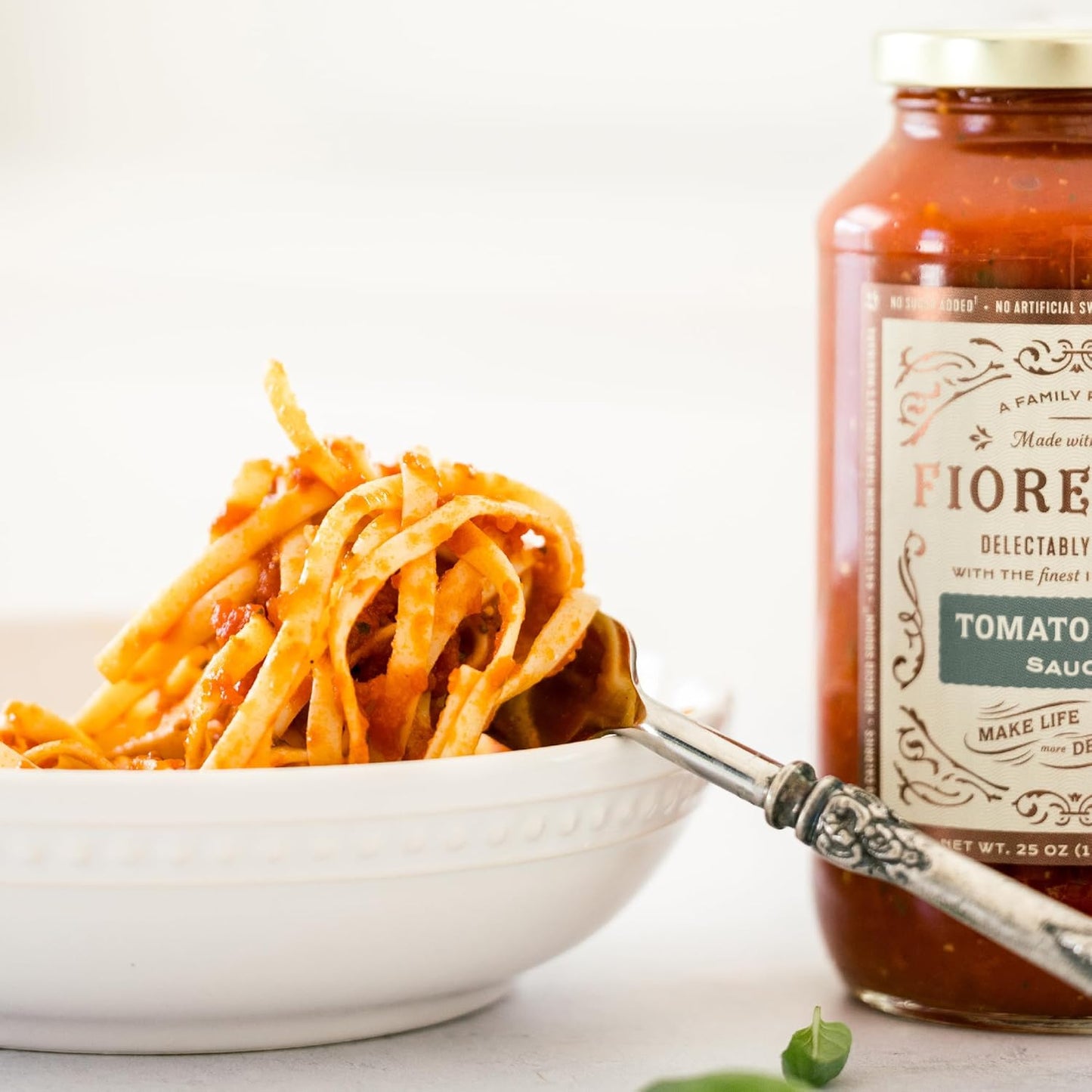 Fiorella's Tomato Basil Pasta Sauce - Tomato Sauce Made with Fresh Ingredients - No Sugar Added, Vegan, Gluten Free, No Preservatives Added, Reduced Sodium, Pasta Sauce, 25 Oz (Pack of 2)