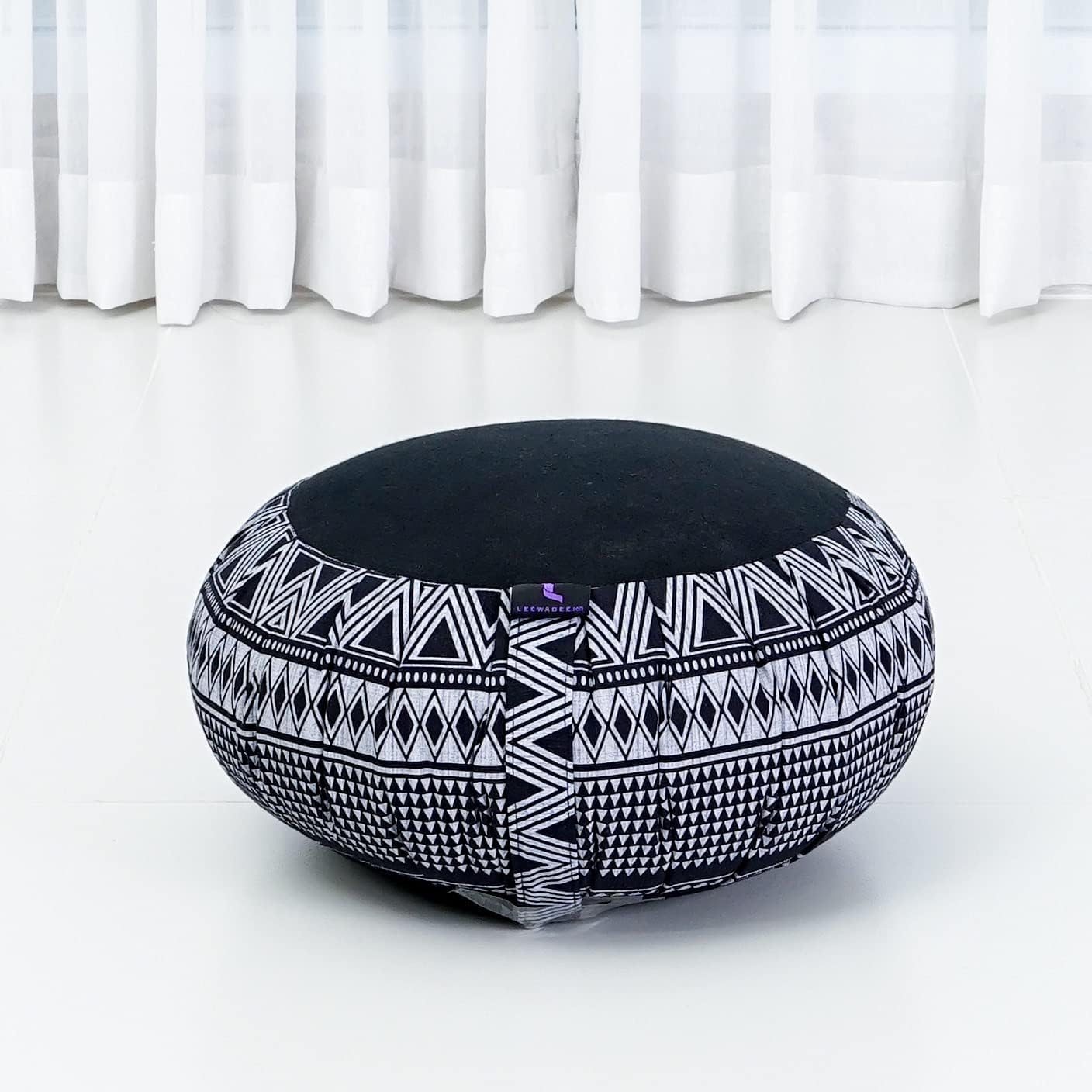 Leewadee Meditation Cushion Set – 1 Round Zafu Meditation Pillow and 1 Square Roll-Up Zabuton Meditation Mat, Pillows Bundle Filled with Kapok