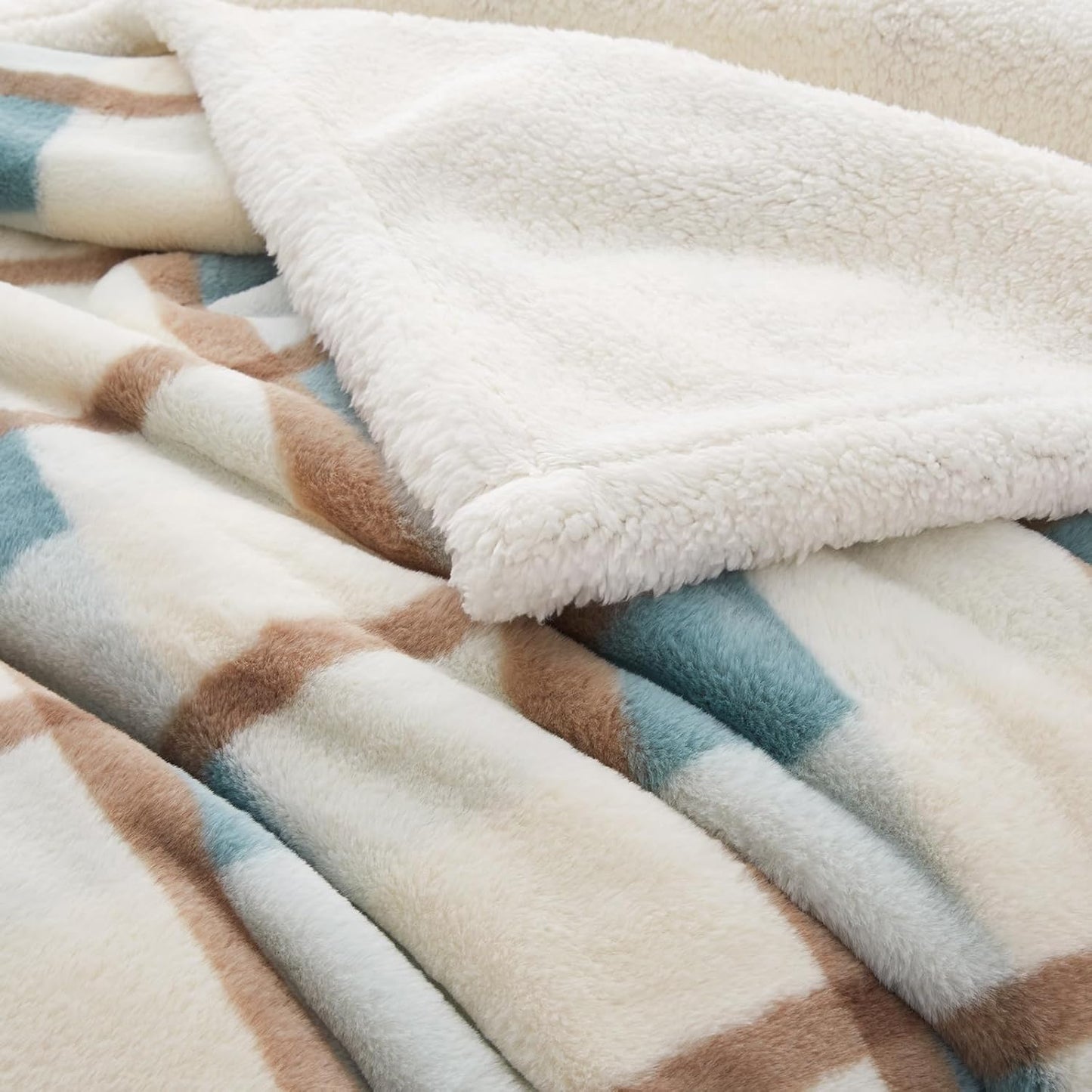 PU MEI Super Soft Faux Rabbit Fur Sherpa Fleece Throw Blanket, Reversible Luxury Cozy Cute Furry Blanket, Plush Warm Shaggy Fluffy Checkered Blankets for Sofa Couch Bed (Green-Plaid, 80" x 90")