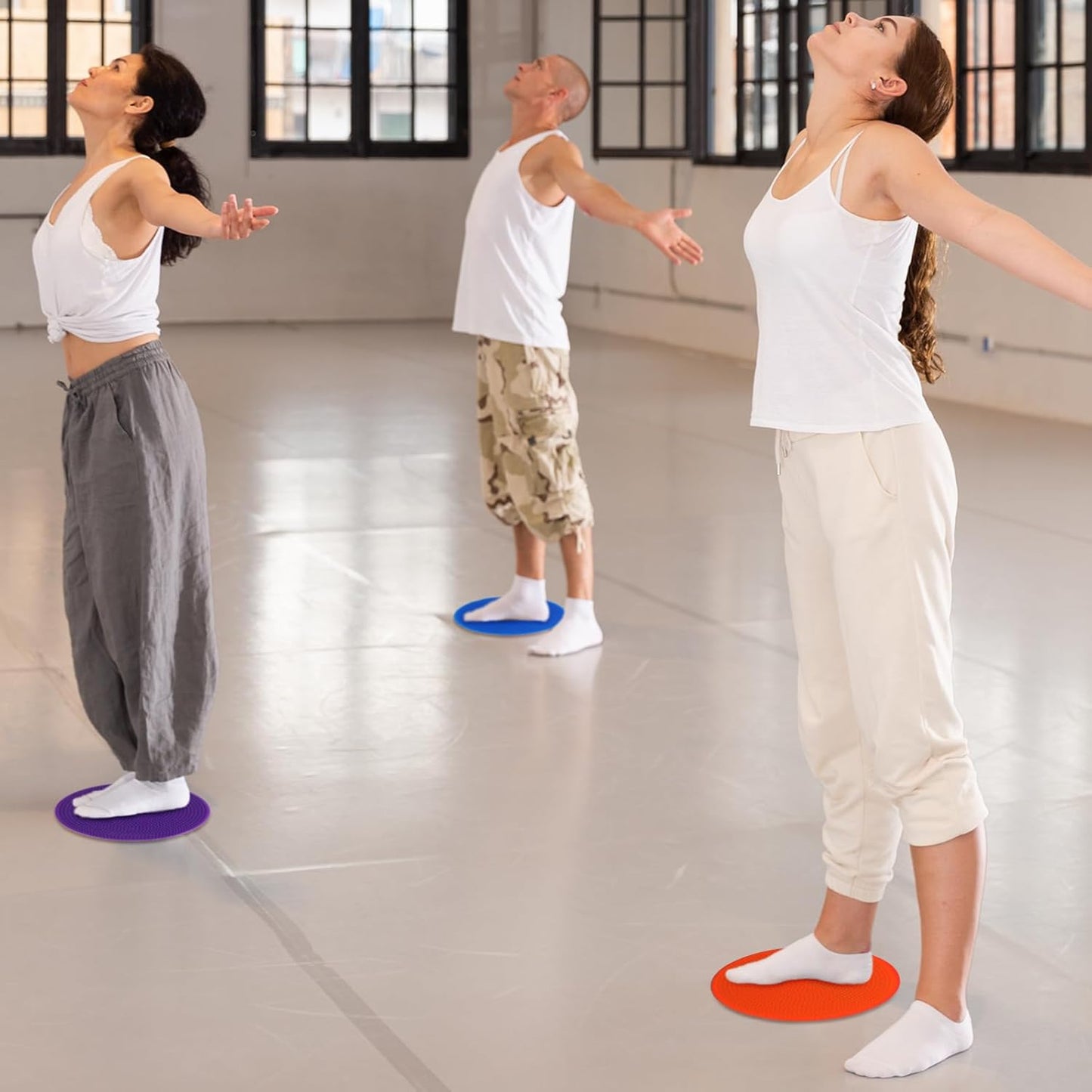 TPE Floor Spot Markers Dots for Gym Flat Non Slip Spot Marker Dance Dot for Classroom Gym Sports Soccer Basketball Agility Training Field Marking Equipment