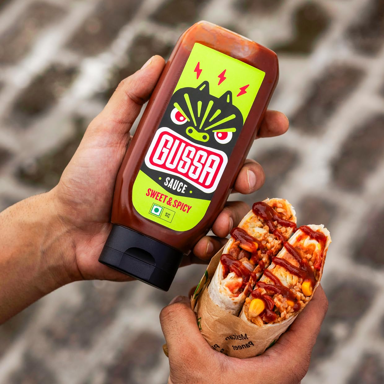 GUSSA Sauce 16 oz - Sriracha Style Sweet & Spicy Sauce - Perfect for Burgers, Wraps, Chicken Wings, Tacos, Salads, Noodles & More. Vegan, Non-GMO, No Preservatives, Gluten-Free, BPA-Free.