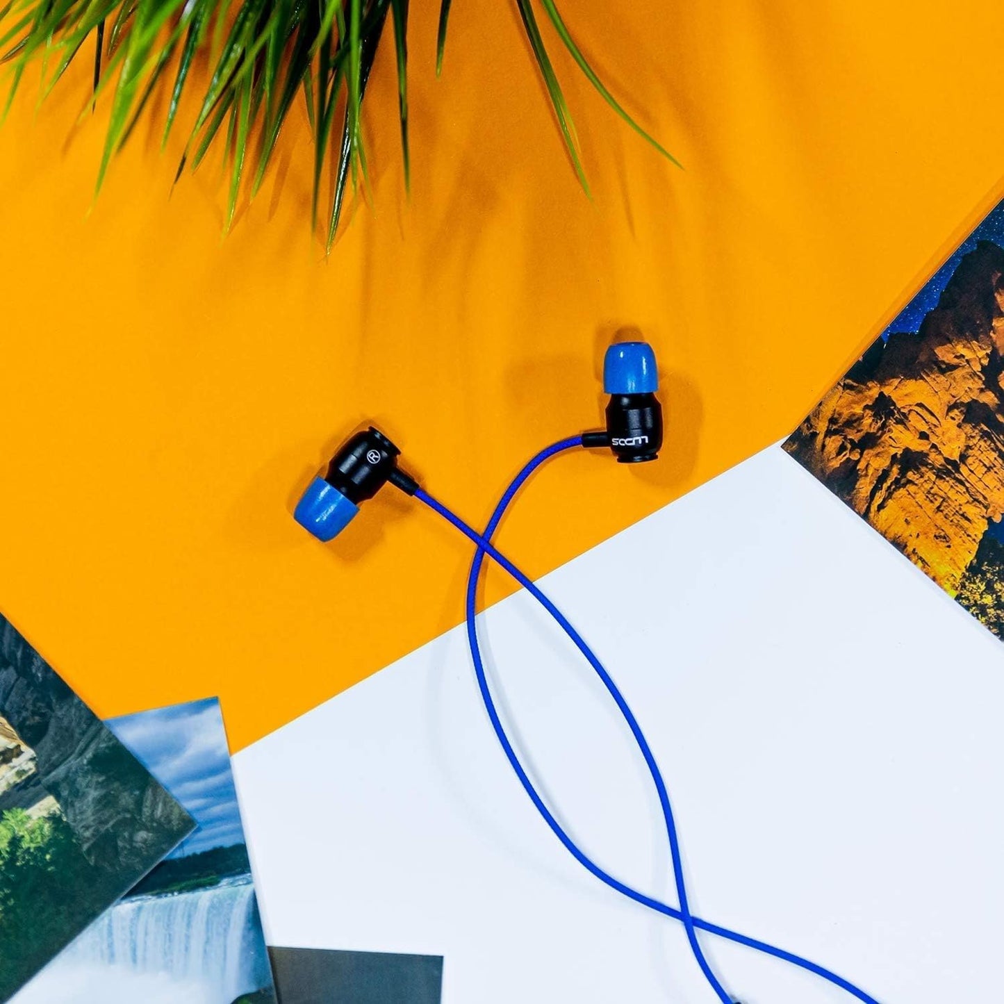 LUDOS Clamor USB C Headphones for iPhone 16 15 Pro Max Plus iPad Pro, 5 Years Warranty, USB-C Earbuds for Samsung Galaxy S24 S23 Ultra S22 S21 FE S20 A55 A54 A53, USB Type C Earphones - Blue