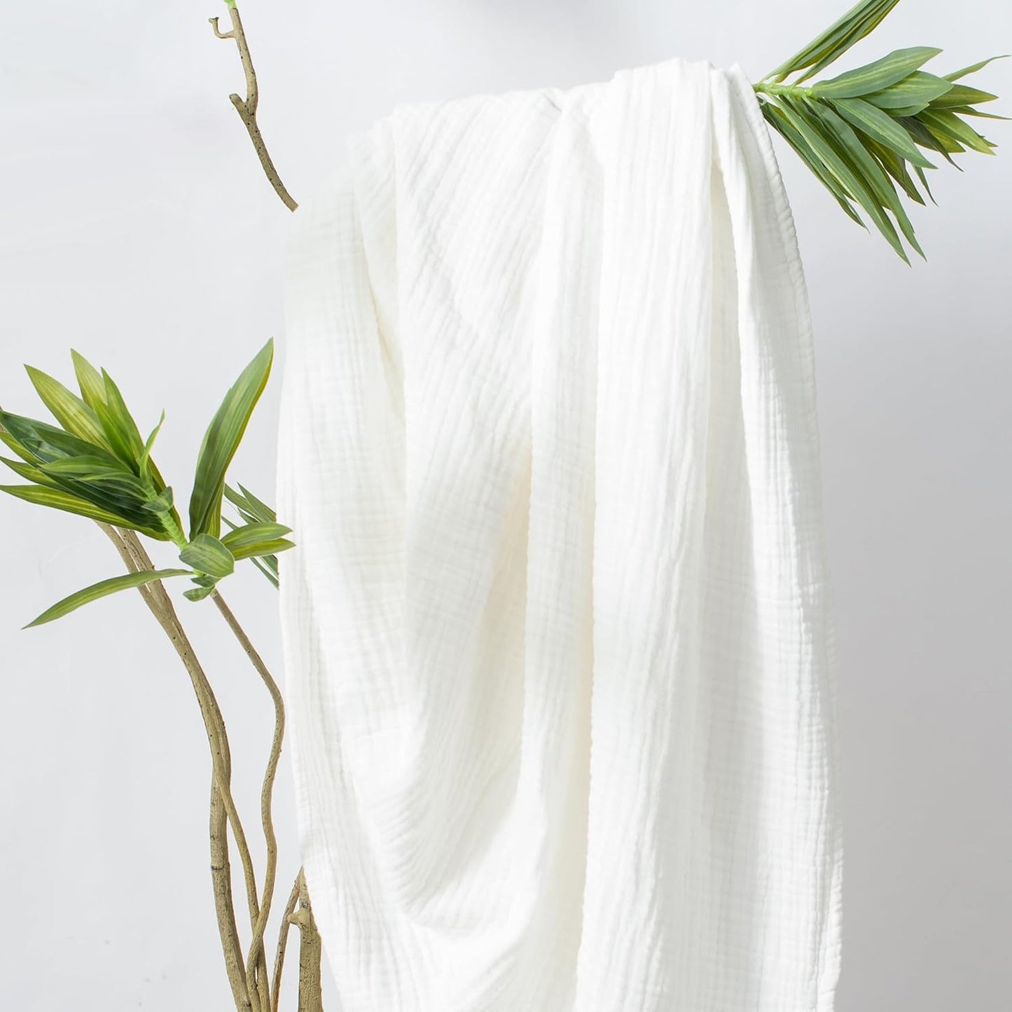 Carriediosa 100% Cotton Muslin Throw Blanket 66" X 90" Twin XL Size，4-Layers Summer Gauze Throws for Bed Couch，Soft Lightweight Breathable Linen Blankets Bedspread for Adults All Season，White