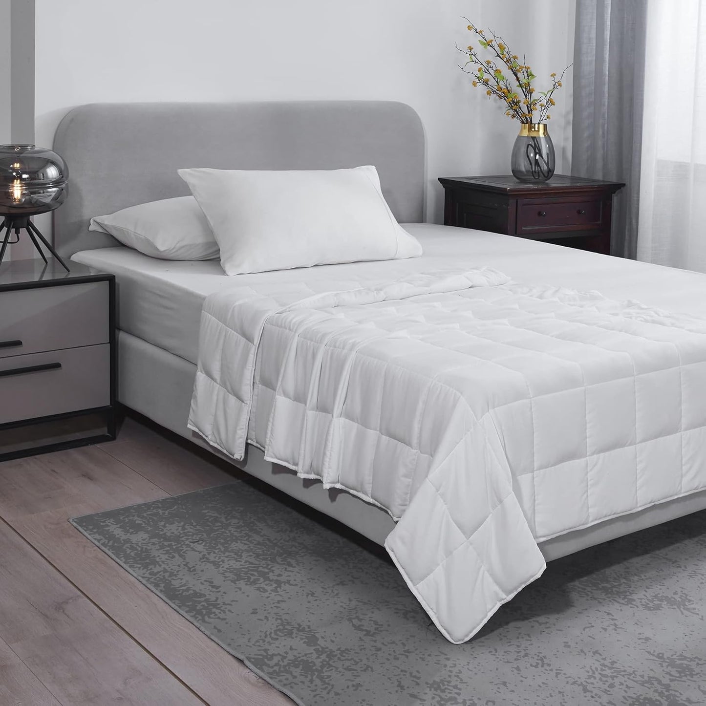 L'AGRATY Weighted Blanket - 48"x72" 15lbs Cooling Breathable Heavy Blanket Microfiber Material with Glass Beads Big Blanket for Adult All-Season Summer Fall Winter Soft Thick Comfort Blanket