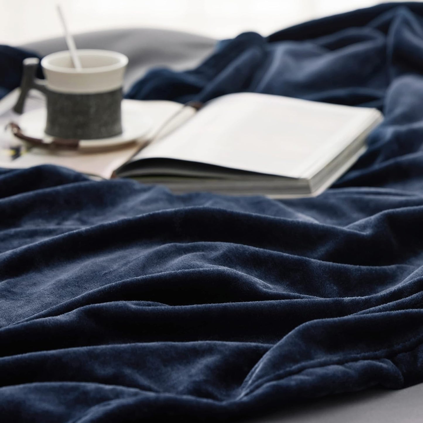 Bedsure Fleece Throw XL Blanket Navy - 300GSM Soft Lightweight Plush Cozy Blankets for Bed, Sofa, Couch, Travel, Camping, 50x70 inches