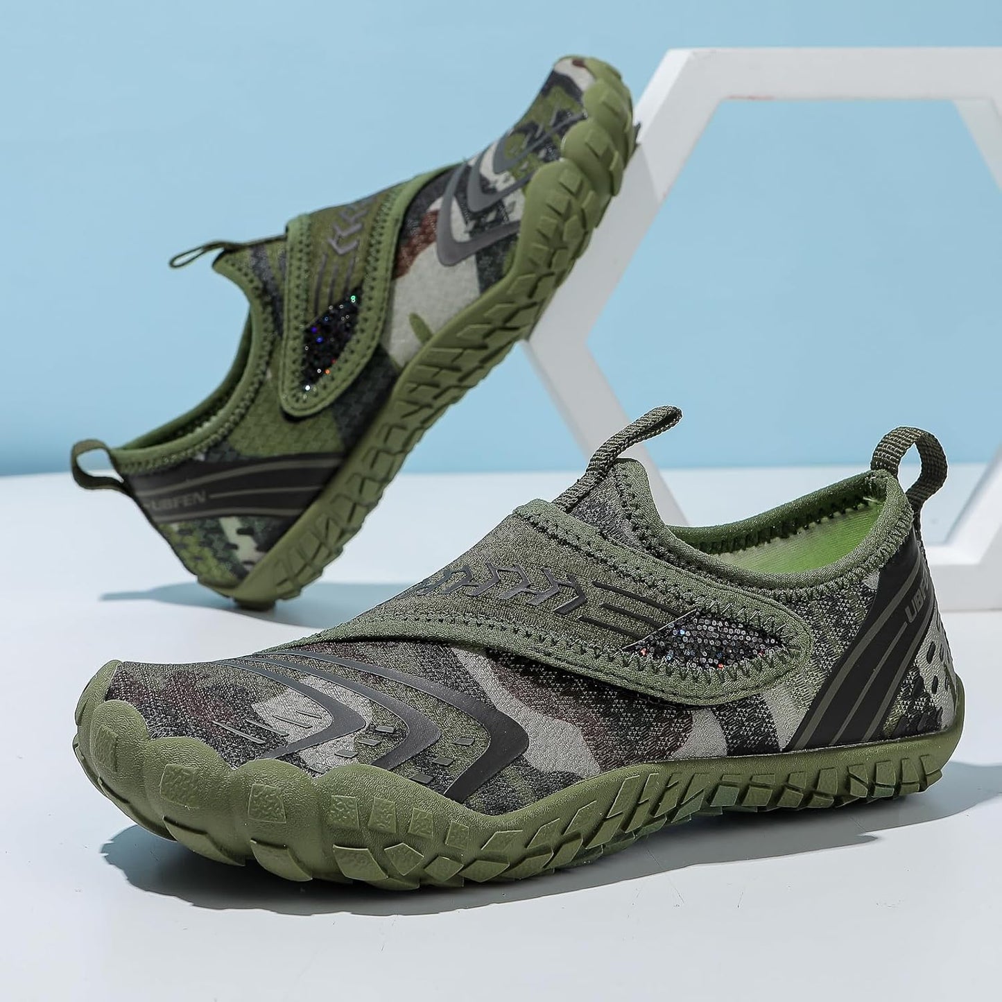 UBFEN Water Shoes for Kids Boys Girls Aqua Socks Barefoot Beach Sports Swim Pool Quick Dry Lightweight Toddler Little Big Kid