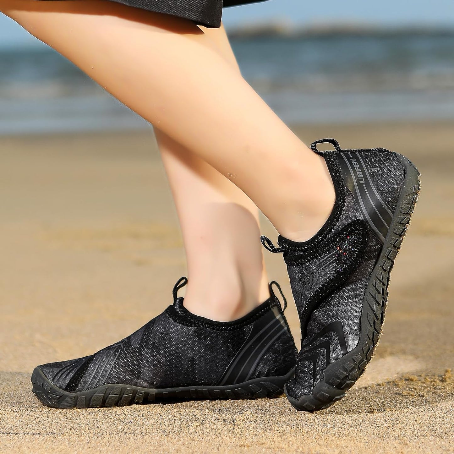 UBFEN Water Shoes for Kids Boys Girls Aqua Socks Barefoot Beach Sports Swim Pool Quick Dry Lightweight Toddler Little Big Kid