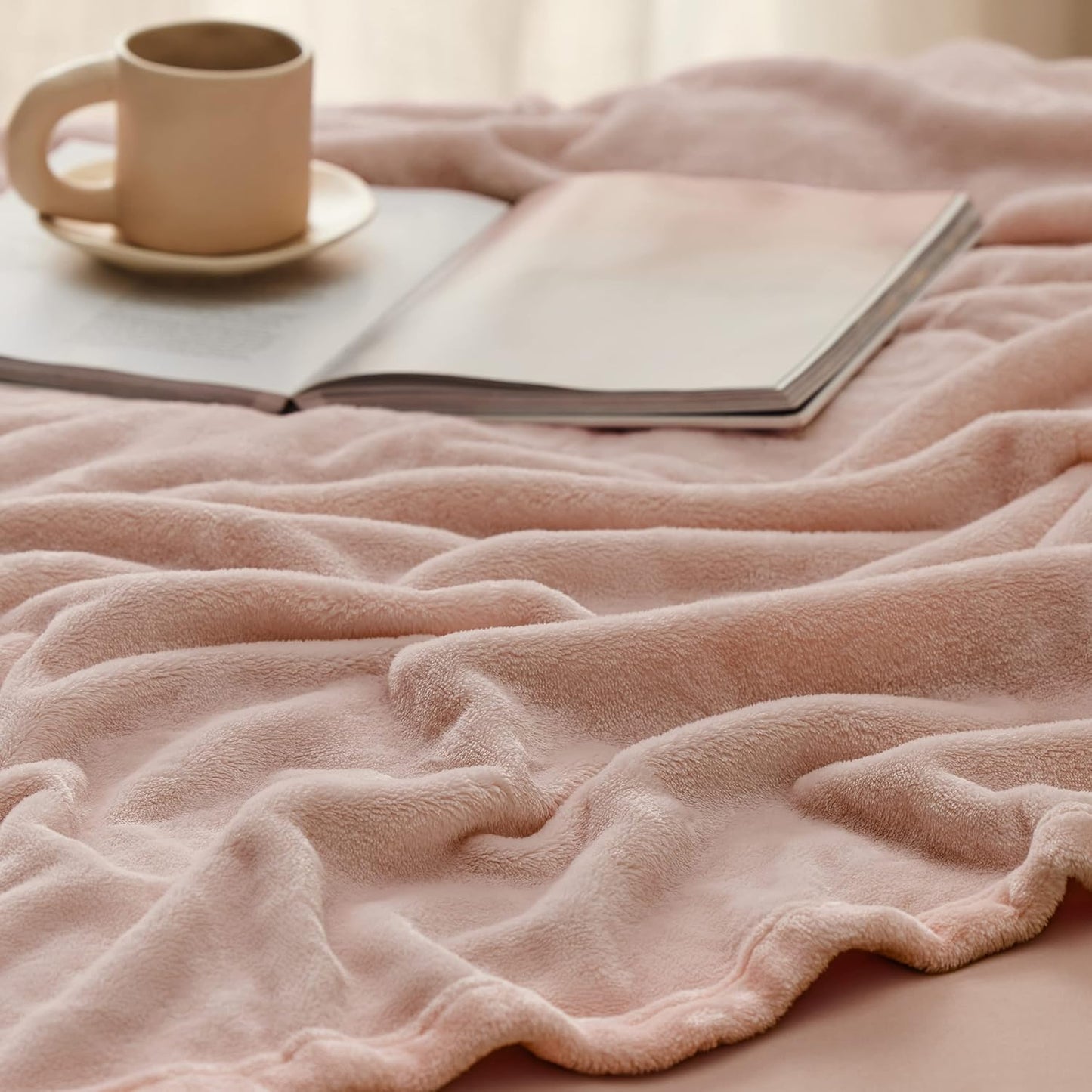 Bedsure Fleece Throw XL Blanket Dusty Pink - 300GSM Soft Lightweight Plush Cozy Blankets for Bed, Sofa, Couch, Travel, Camping, 50x70 inches