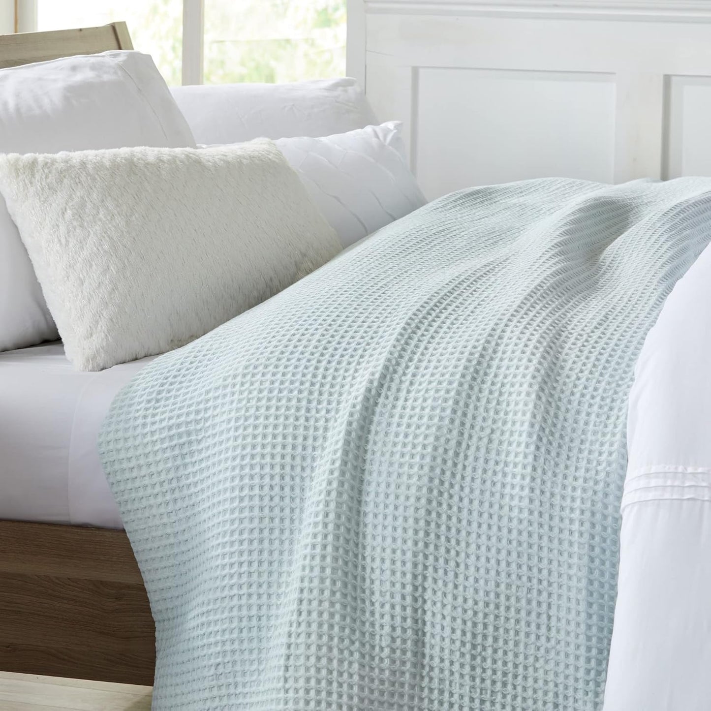100% Cotton Waffle Weave Bed Blanket | Soft, Breathable, and Lightweight Blanket for All-Season | Perfect for Layering | Brielle Collection (King, ICY Blue)