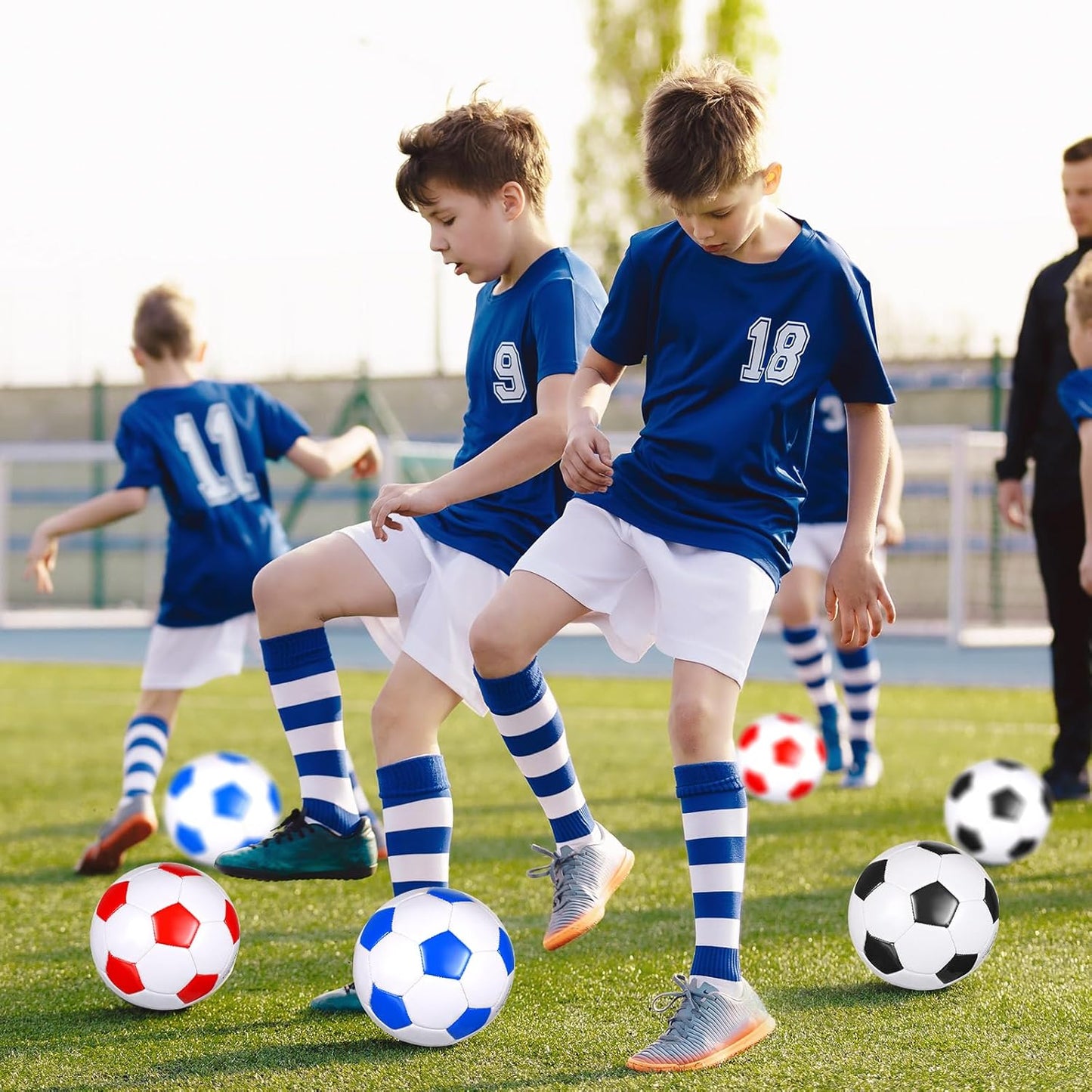 Jenaai 24 Pcs Operation Christmas Deflated Soccer Balls with Pump Bulk Official Size Soccer Ball for Teen Adult Kid Indoor Outdoor Outside Sport Training Party Gift Christian Charity Donation