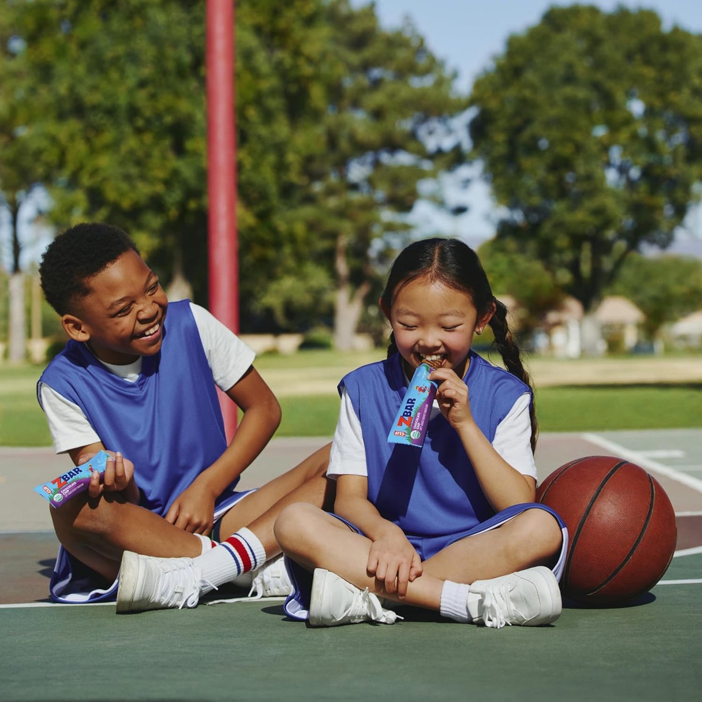 Zbar - Bake Sale Collection - Cookies 'N Creme and Cinnamon Roll Flavor - Soft Baked Snack Bars Variety Pack - Non-GMO - Whole Grains - USDA Organic Granola Bars, School Snacks (24 Pack)