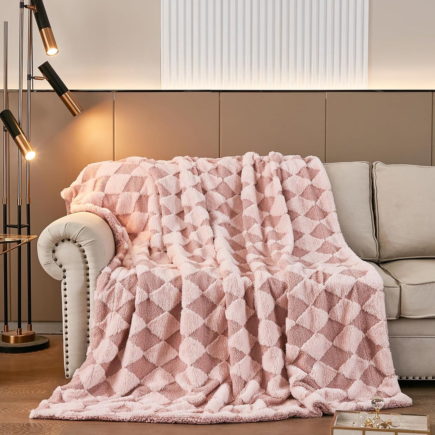 PU MEI Luxury Faux Fur Rabbit Fur Throw Blanket Pink 90"x80",Plush Reversible Sherpa Blankets,Queen Fuzzy Elegant Blanket Thick Throws for Bed,Washable Bedding Accent Blankets for Sofa Couch Chair