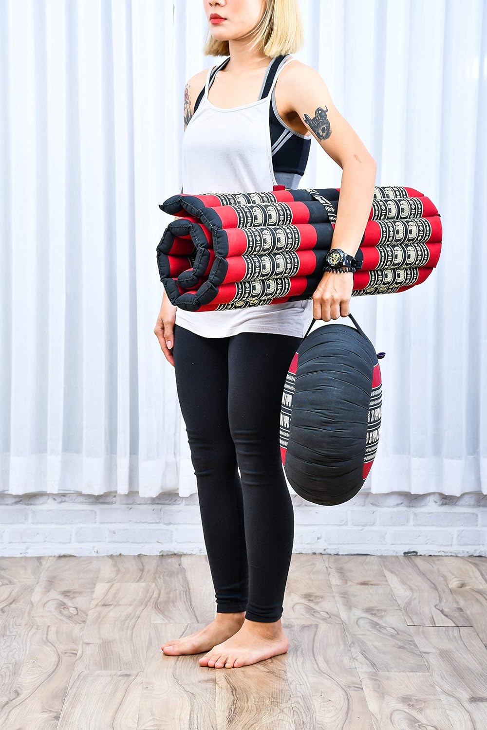 Leewadee Meditation Cushion Set – 1 Round Zafu Meditation Pillow and 1 Square Roll-Up Zabuton Meditation Mat, Pillows Bundle Filled with Kapok