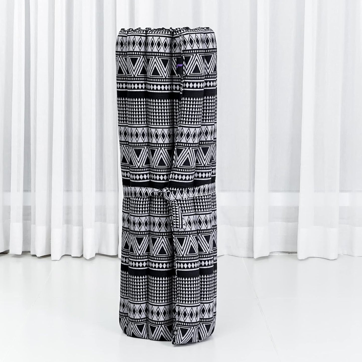 Leewadee Zabuton Seating Cushion – Square Floor Seat for Meditation Exercises, Light Yoga Mat Filled with Kapok