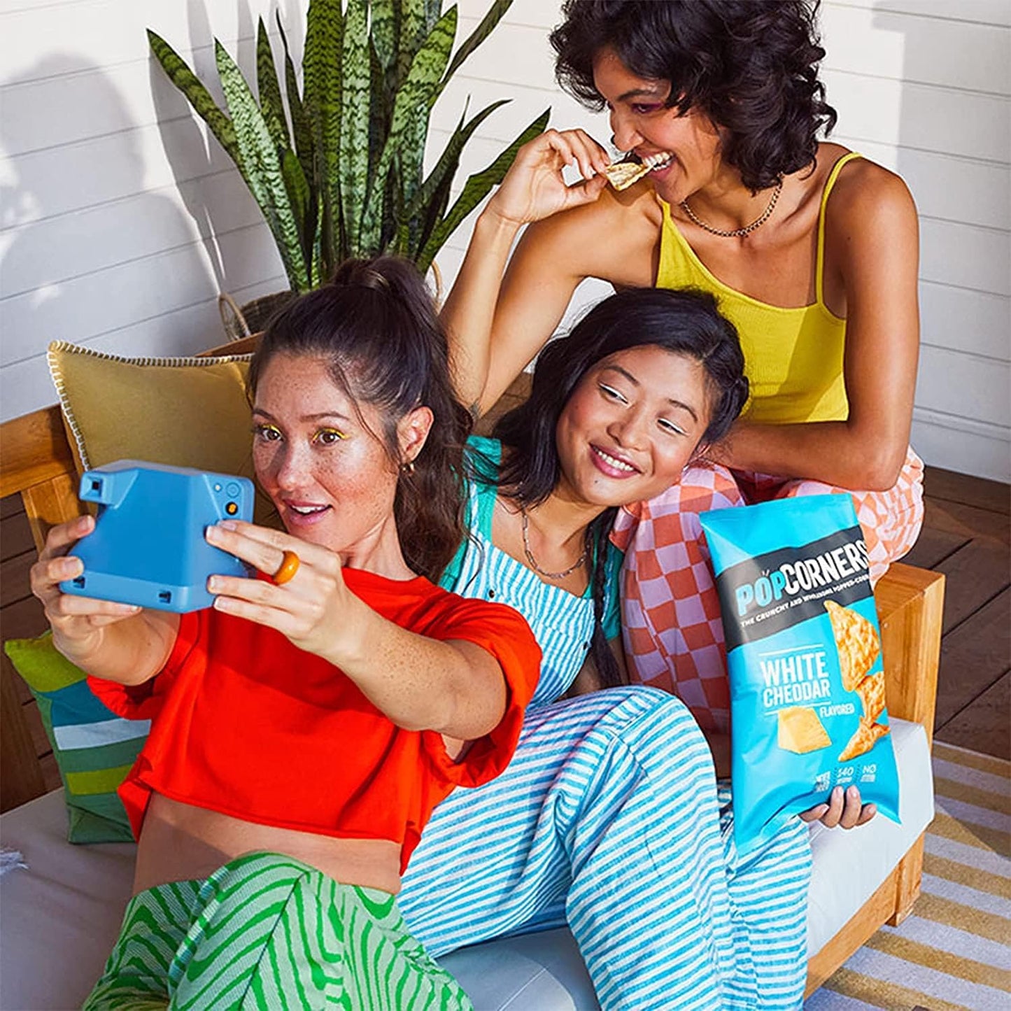 PopCorners Popped Corn Snacks, Spicy Queso, 1 Ounce Bags (Pack of 20) Packaging May Vary