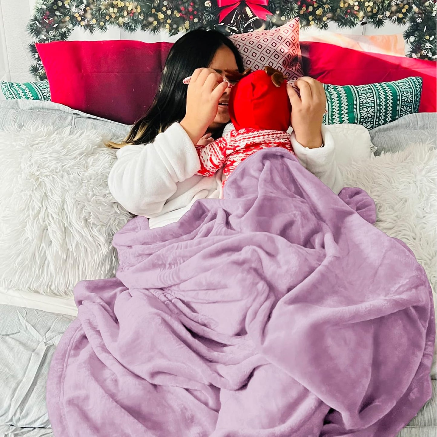 Bedsure Fleece Blanket Twin Size Lilac - 300GSM Lightweight Plush Fuzzy Cozy Soft Warm Blanket for Bed, Sofa, Couch, Travel, Camping, 60x80 inches