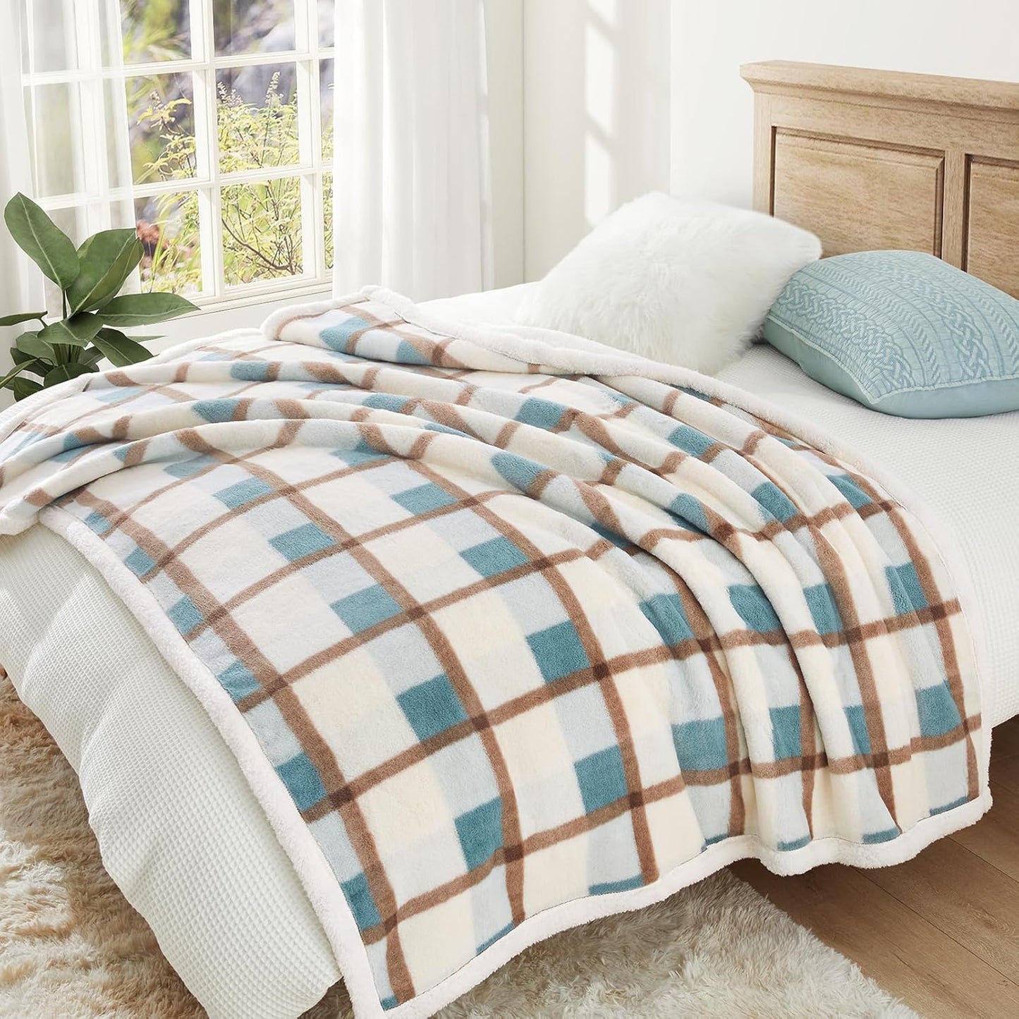 PU MEI Super Soft Faux Rabbit Fur Sherpa Fleece Throw Blanket, Reversible Luxury Cozy Cute Furry Blanket, Plush Warm Shaggy Fluffy Checkered Blankets for Sofa Couch Bed (Green-Plaid, 80" x 90")