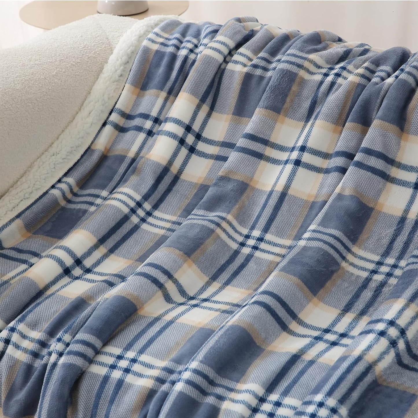 PU MEI Sherpa Blanket Queen Plaid Thick Bed Blanket, 80”*90” Super Soft Flannel Fuzzy Fleece Reversible Velvet Plush Warm Blanket for Couch (Blue White Check)