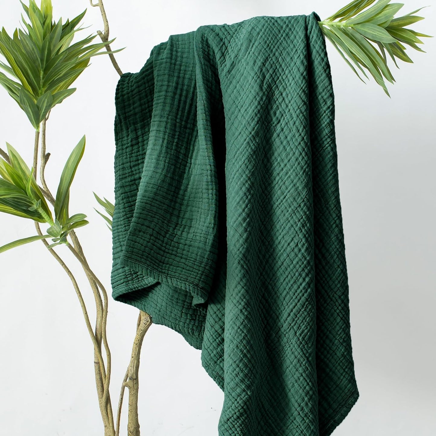 Carriediosa 100% Cotton Muslin Throw Blanket 66" X 90" Twin XL Size，4-Layers Summer Gauze Throws for Bed Couch，Soft Lightweight Breathable Linen Blankets Bedspread for Adults All Season，Dark Green