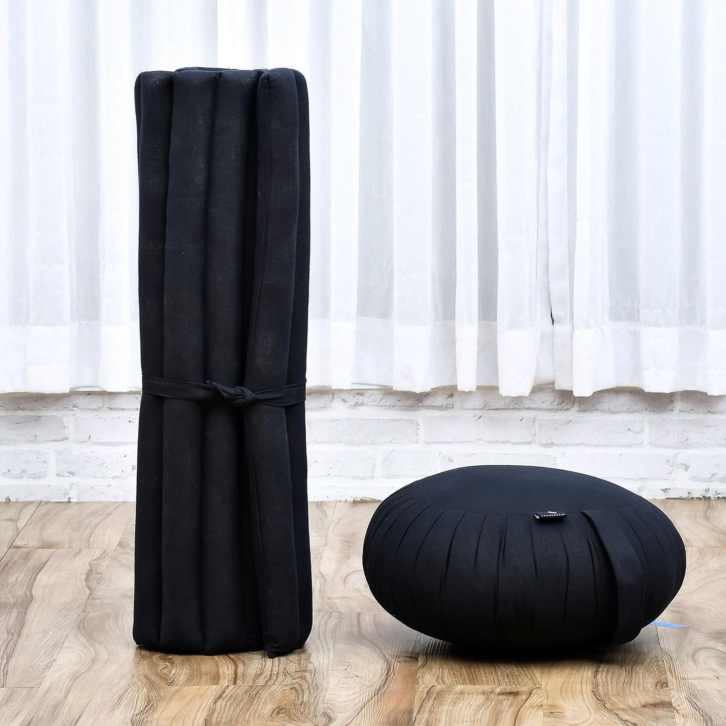 Leewadee Meditation Cushion Set – 1 Round Zafu Meditation Pillow and 1 Square Roll-Up Zabuton Meditation Mat, Pillows Bundle Filled with Kapok