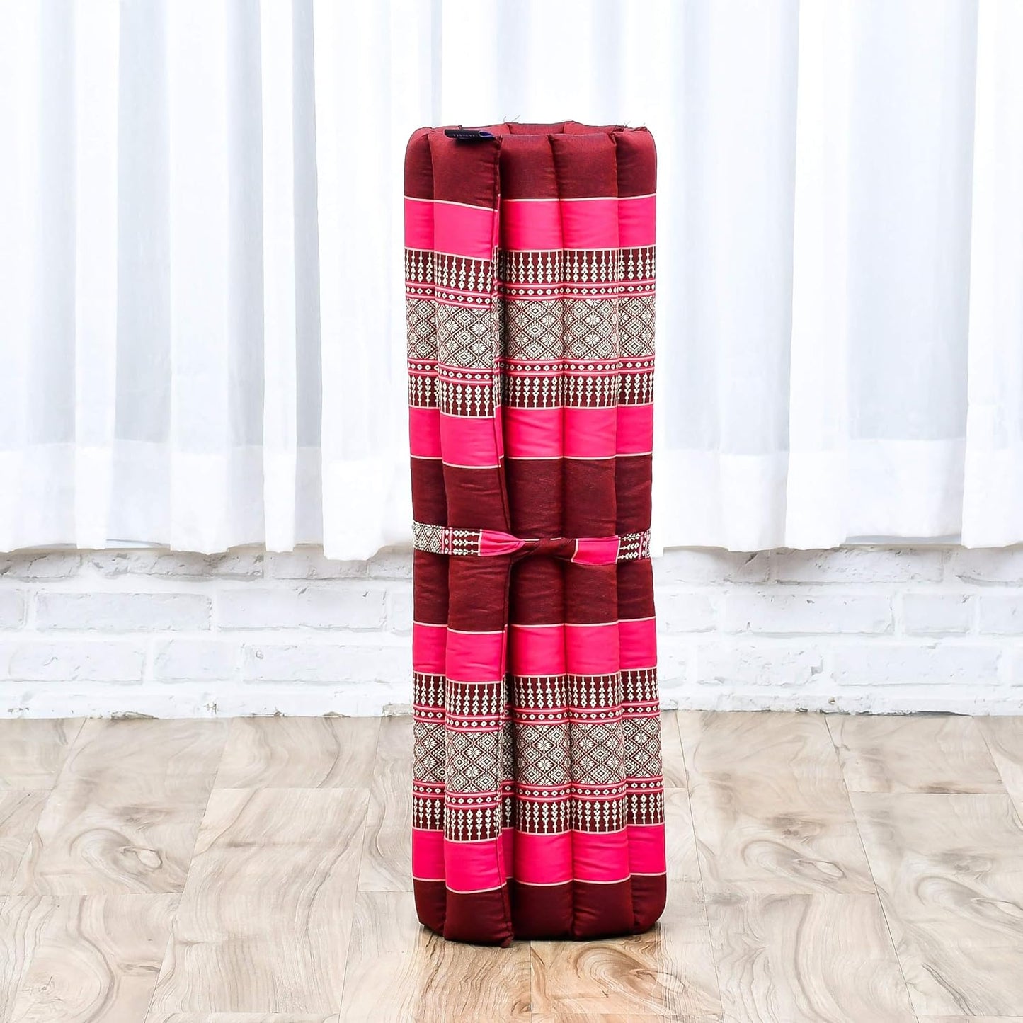 Leewadee Zabuton Seating Cushion – Square Floor Seat for Meditation Exercises, Light Yoga Mat Filled with Kapok