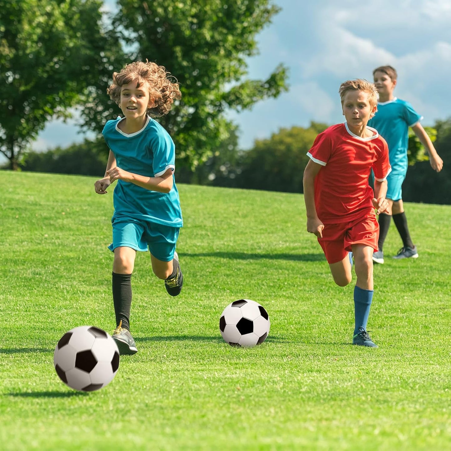 Soccer Ball Size 2 Size 3 Size 4 Size 5 with Pump - Single, 2 or 3 Pack - Official Size & Weight - Classic Indoor Outdoor Soccer Long-Lasting - Ideal Gift for Toddler Kids Boys Girls Youth Adult