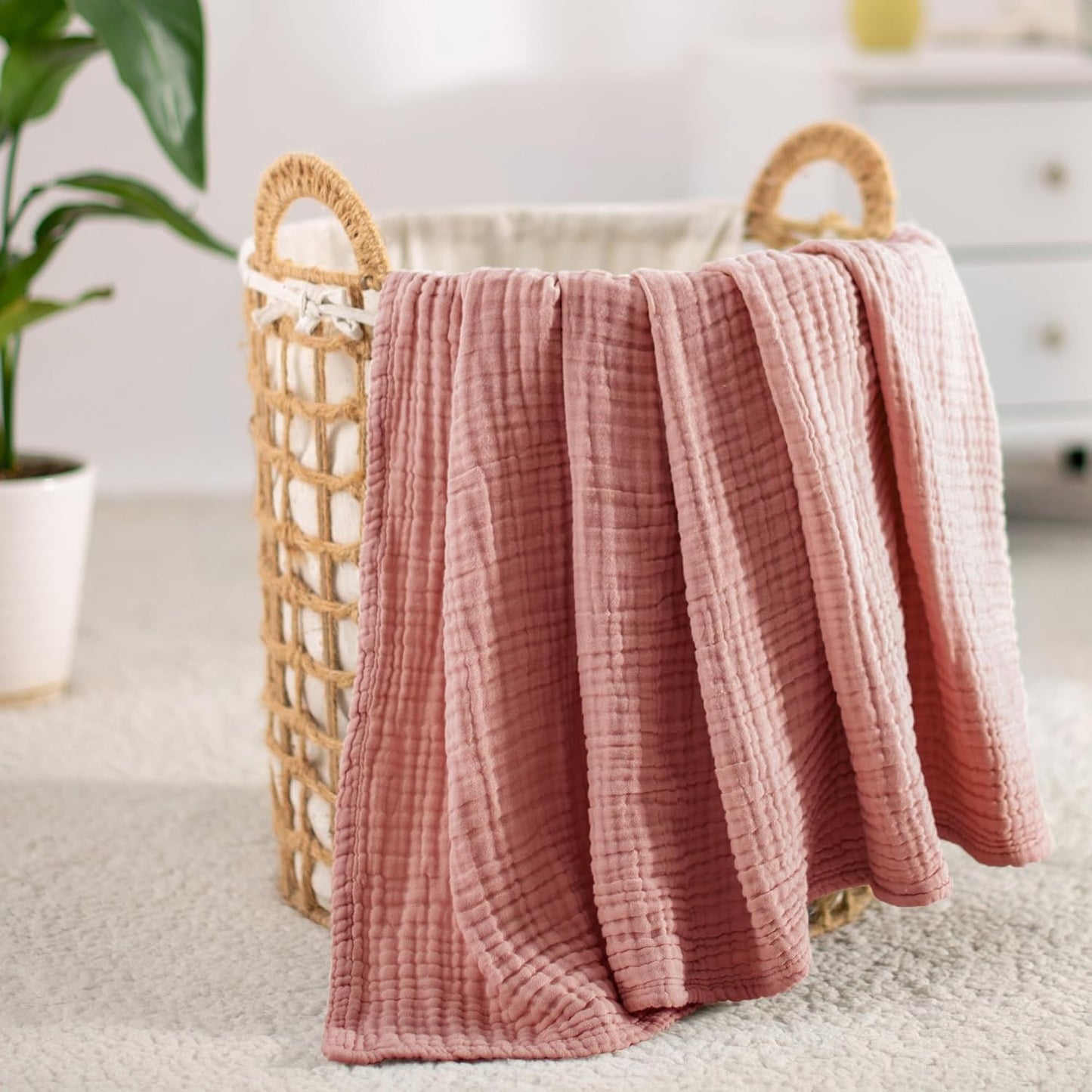 Carriediosa 100% Cotton Muslin Throw Blanket 66" X 90" Twin XL Size，4-Layers Summer Gauze Throws for Bed Couch，Soft Lightweight Breathable Linen Blankets Bedspread for Adults All Season，Mauve