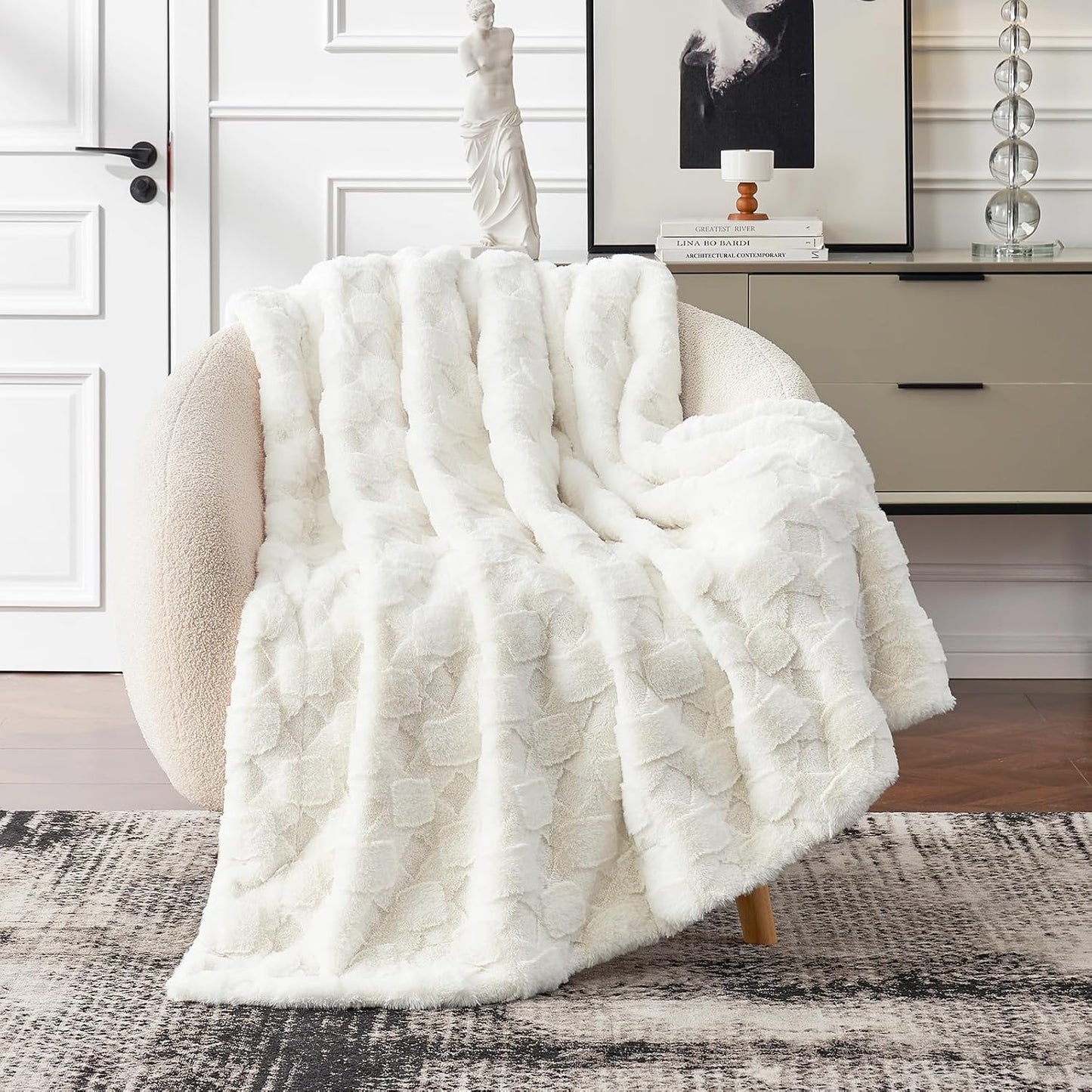 Cozy Bliss Faux Fur Throw Blanket for Couch - Soft Checkered Fuzzy Plush Cozy Throw Gift Blankets for Women,Cream White Boho Blanket for Sofa Bedroom Living Room.50 * 60 Inches