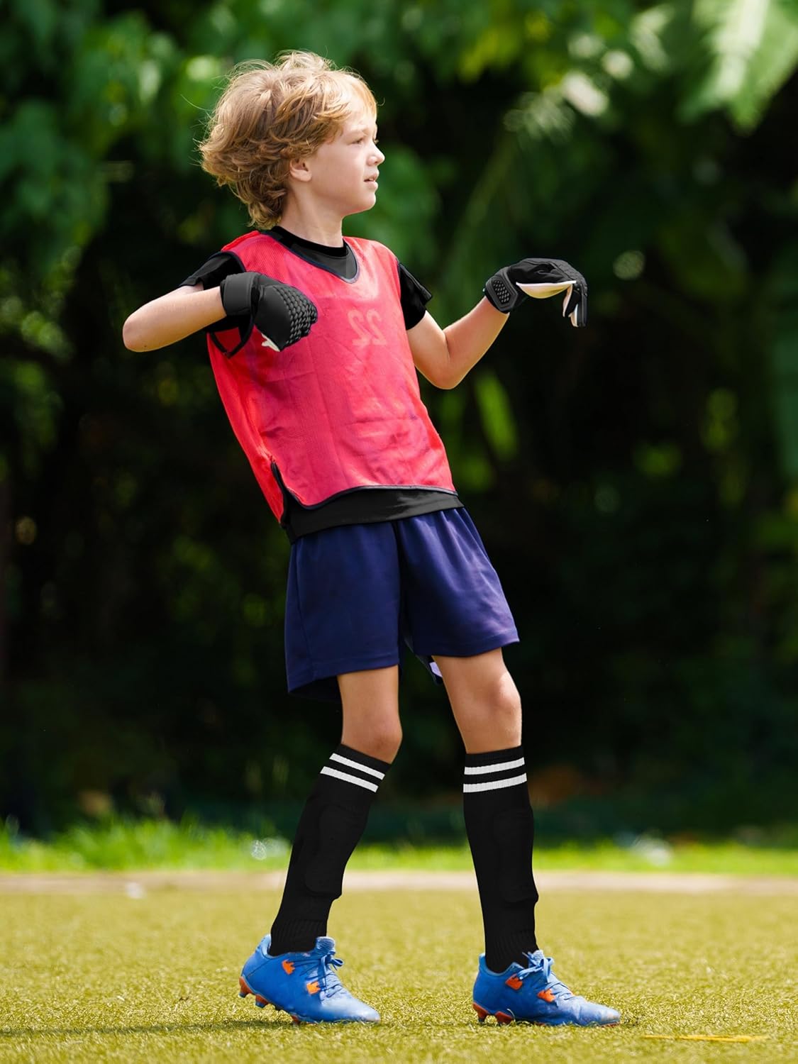 Kids Soccer Shin Guards and Socks Toddler Soccer Shin Pads Protective Defender Gear for 3-15 Years Old Youth Boys Girls