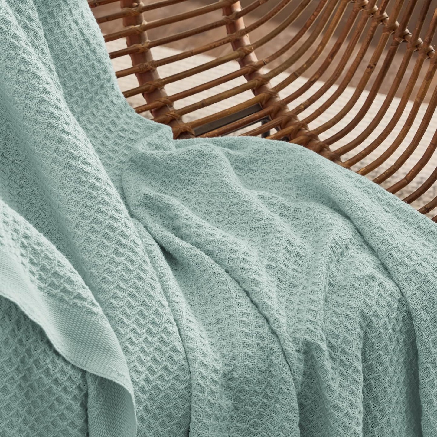 Bedsure 100% Cotton Blanket Twin XL Size for College Dorm - Breathable and Soft, Waffle Weave Twin Blanket for Summer, Dorm Room Essentials, Mint, 66x90 inches