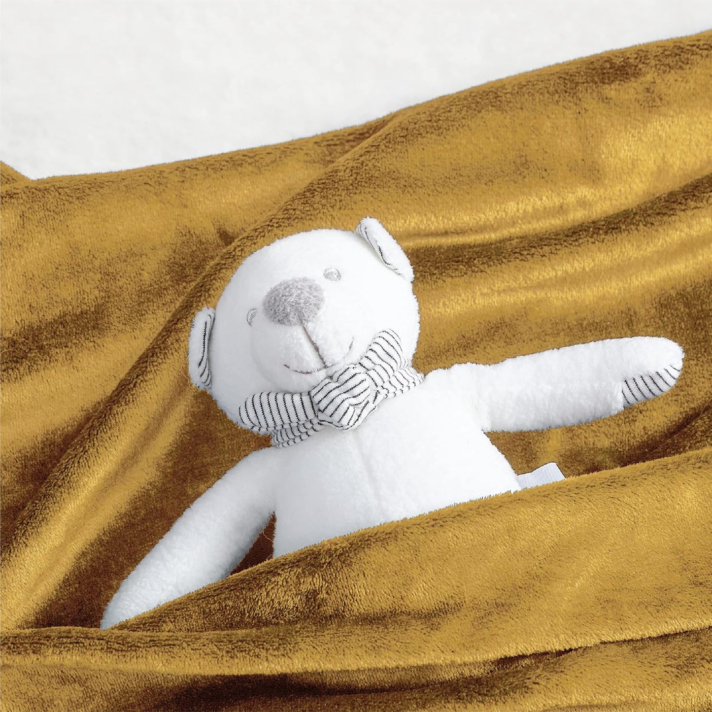 Bedsure Bedding Fleece Blanket for Girls and Boys - Soft Cozy Cute Small Throw Blankets for Travel, 43x55 Inches, Gold