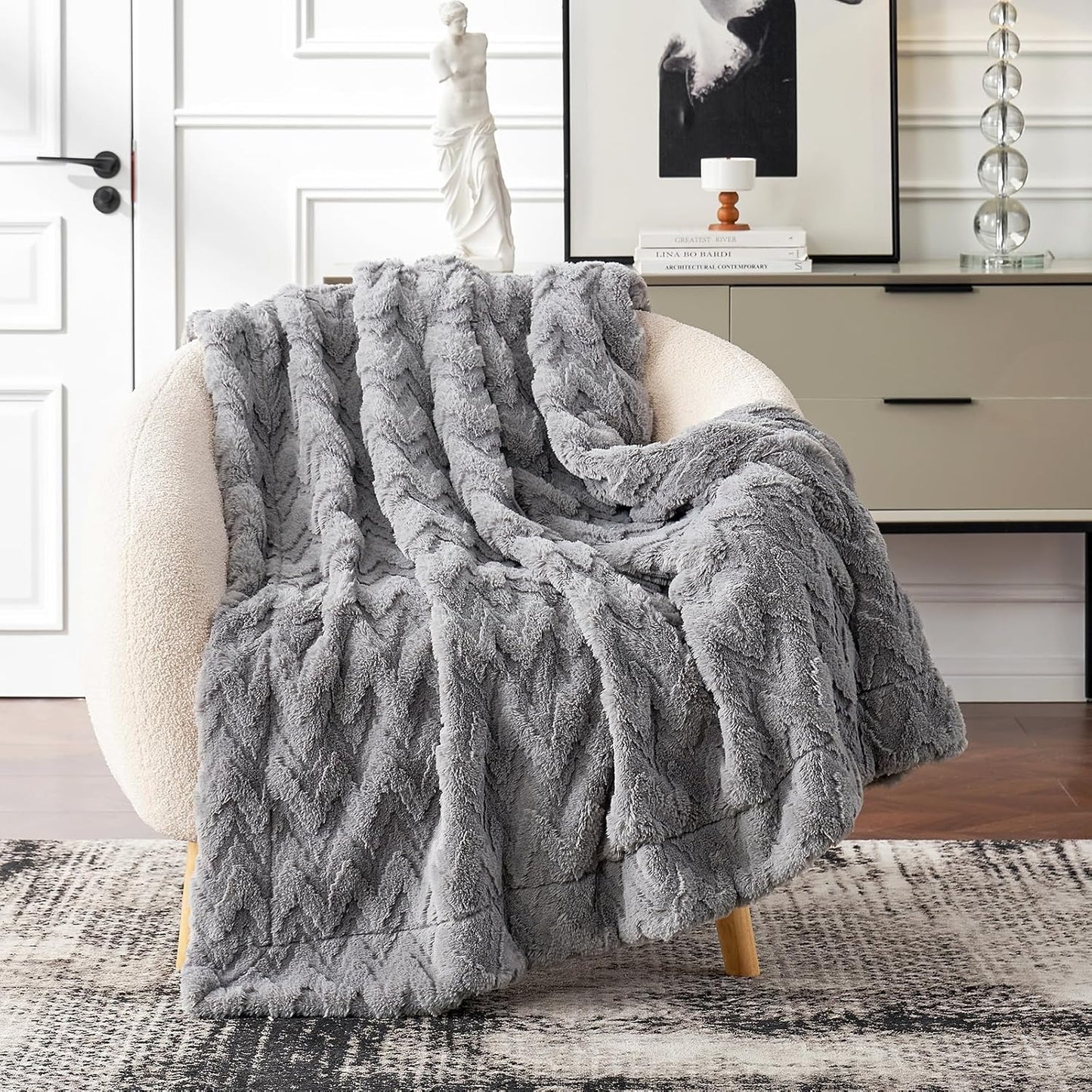 Cozy Bliss Faux Fur Throw Blanket for Couch - Soft Fuzzy Cozy Throw Gift Blankets for Women,Grey Boho Blanket for Sofa Bedroom Living Room.60 * 80 Inches