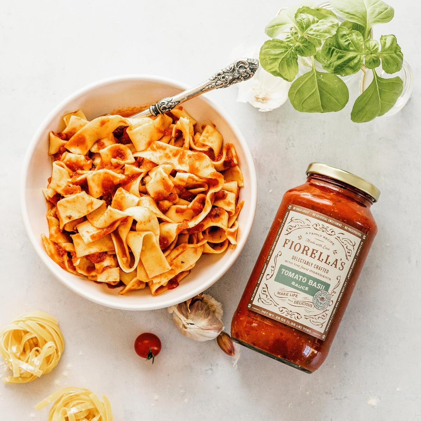 Fiorella's Tomato Basil Pasta Sauce - Tomato Sauce Made with Fresh Ingredients - No Sugar Added, Vegan, Gluten Free, No Preservatives Added, Reduced Sodium, Pasta Sauce, 25 Oz (Pack of 2)