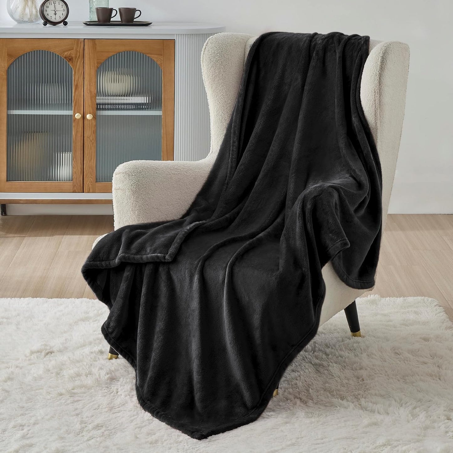 Bedsure Fleece Blanket Twin Size Black - 300GSM Lightweight Plush Fuzzy Cozy Soft Warm Blanket for Bed, Sofa, Couch, Travel, Camping, 60x80 inches