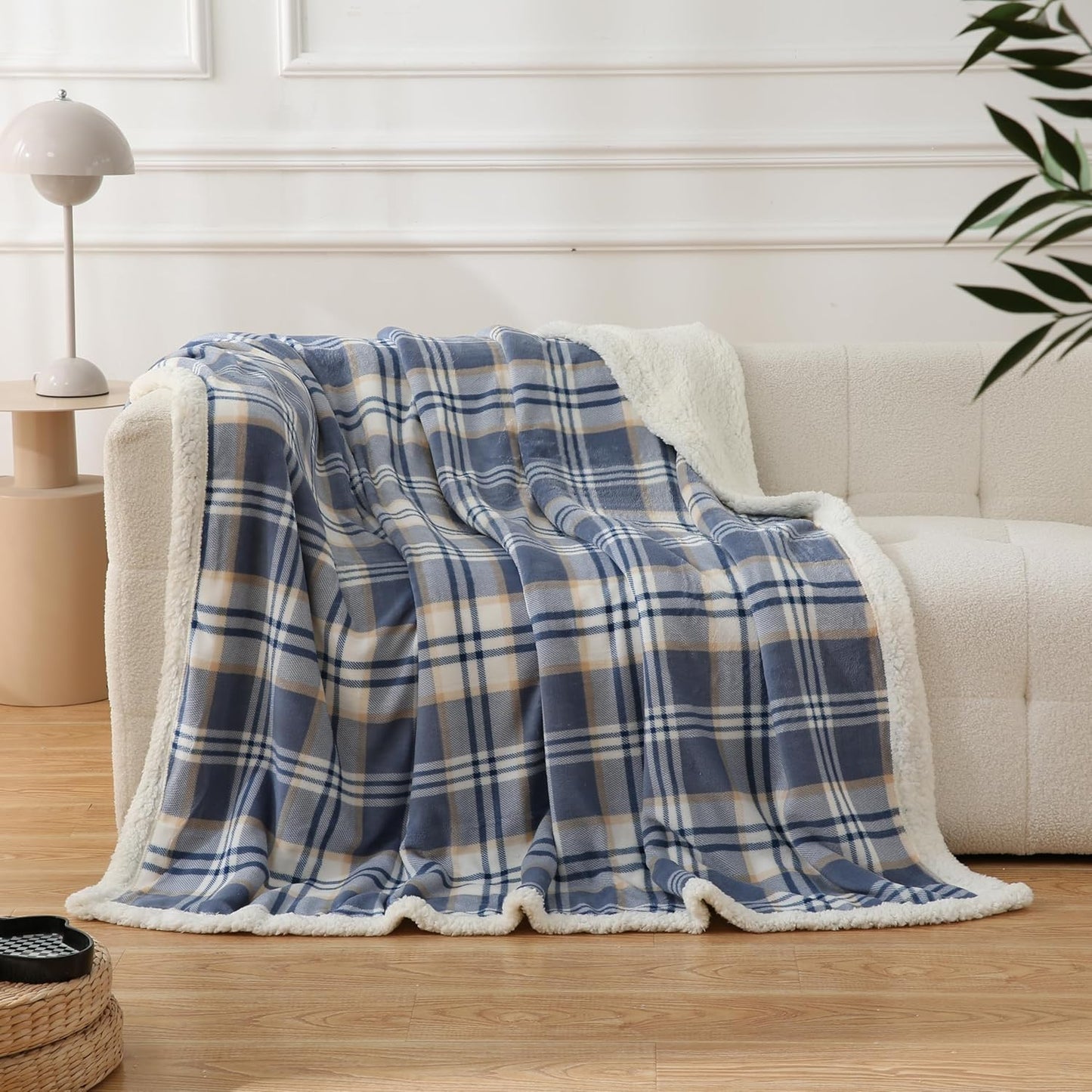 PU MEI Sherpa Blanket Queen Plaid Thick Bed Blanket, 80”*90” Super Soft Flannel Fuzzy Fleece Reversible Velvet Plush Warm Blanket for Couch (Blue White Check)