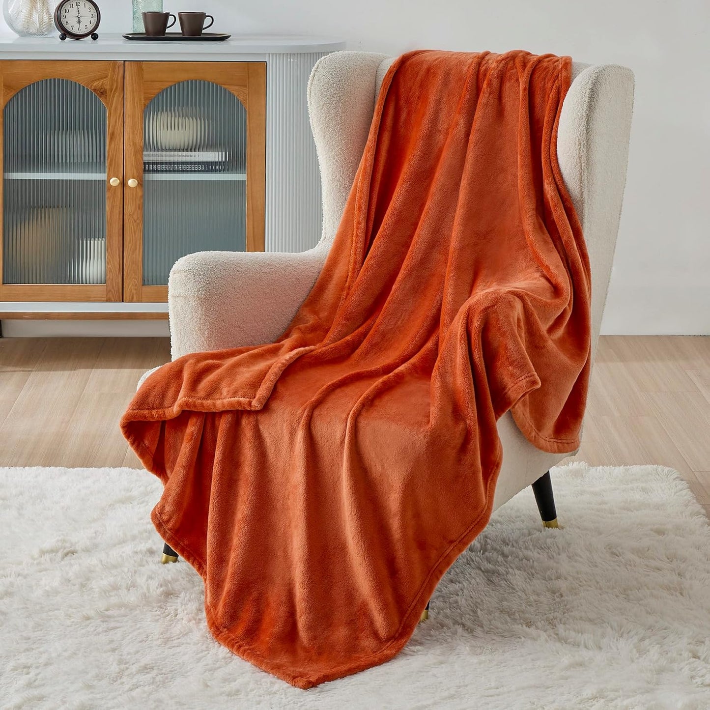 Bedsure Twin XL Fleece Blanket Dorm Bedding - Lightweight Soft Cozy Blankets for Bed, Sofa, Couch, Travel, Camping, Burnt Orange, 66"x90"