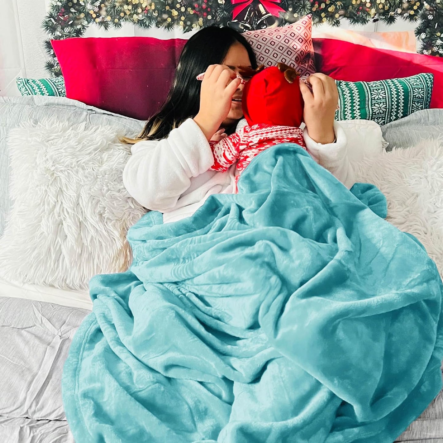 Bedsure Fleece Throw Blanket for Couch River Blue - Lightweight Plush Fuzzy Cozy Soft Blankets and Throws for Sofa, 50x70 inches