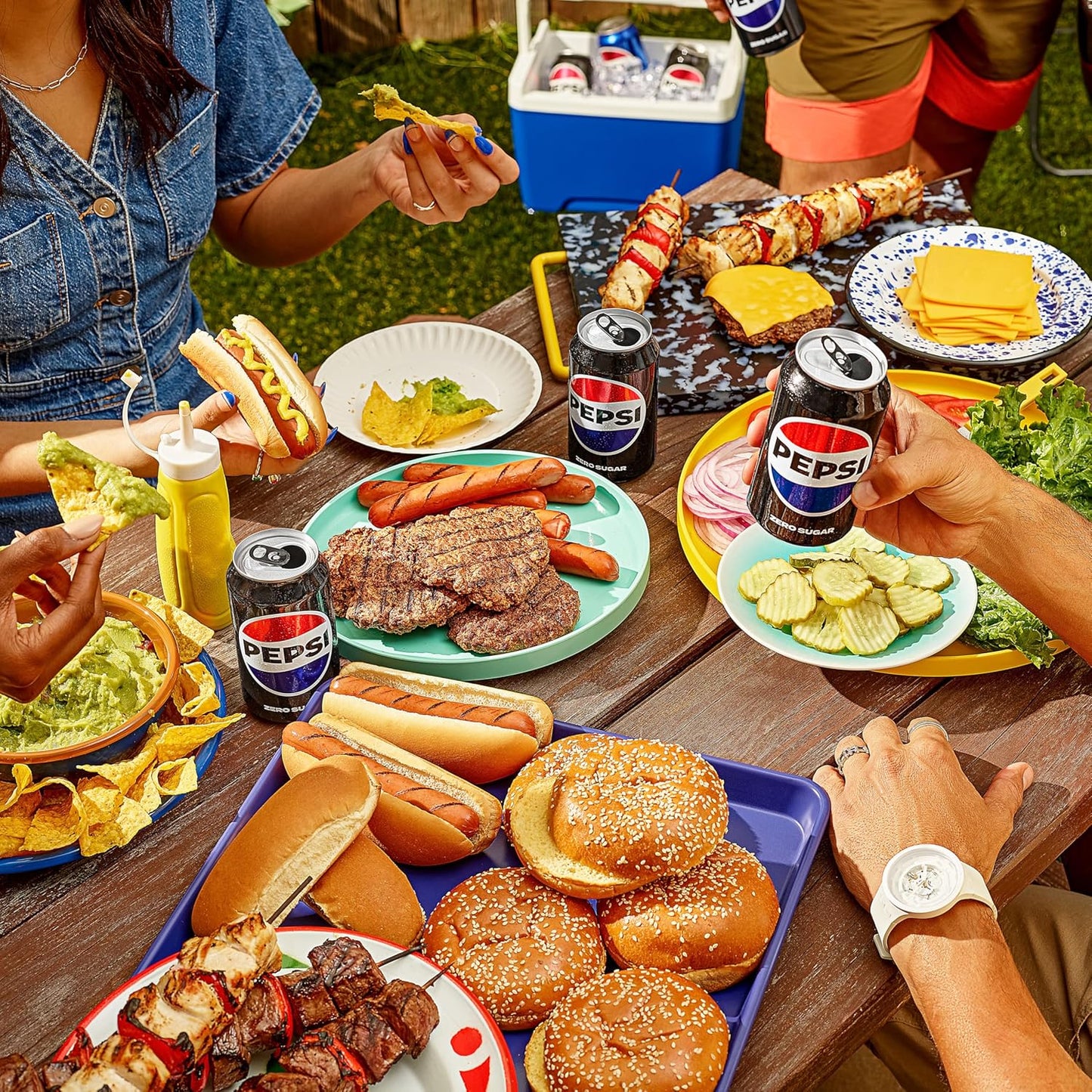 Pepsi Real Sugar Soda Mini Cans, 7.5oz Mini Cans, (10 Pack) (Packaging May Vary)